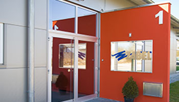 Eingang unserer Druckerei im Kasernengebiet